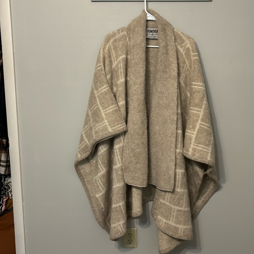 Tundra Jacket/shawl